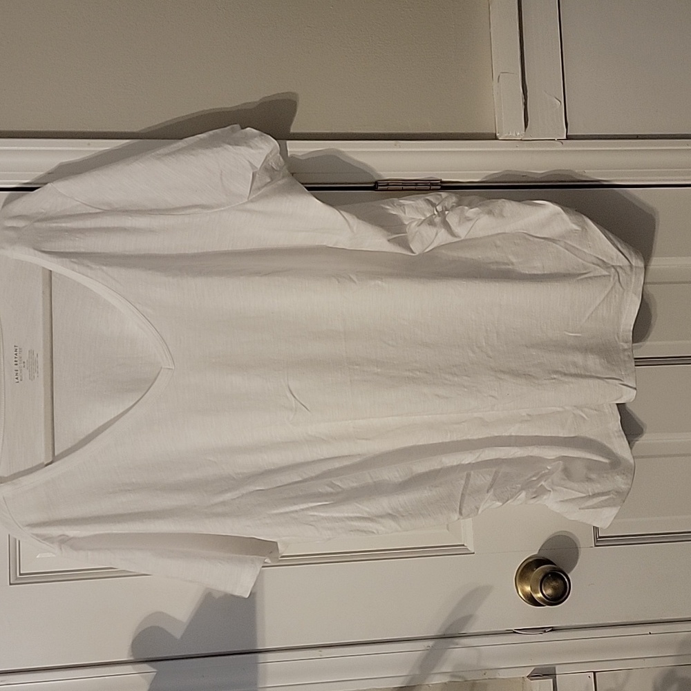 NWT Lane bryant ruched side tee plus size 26/28.